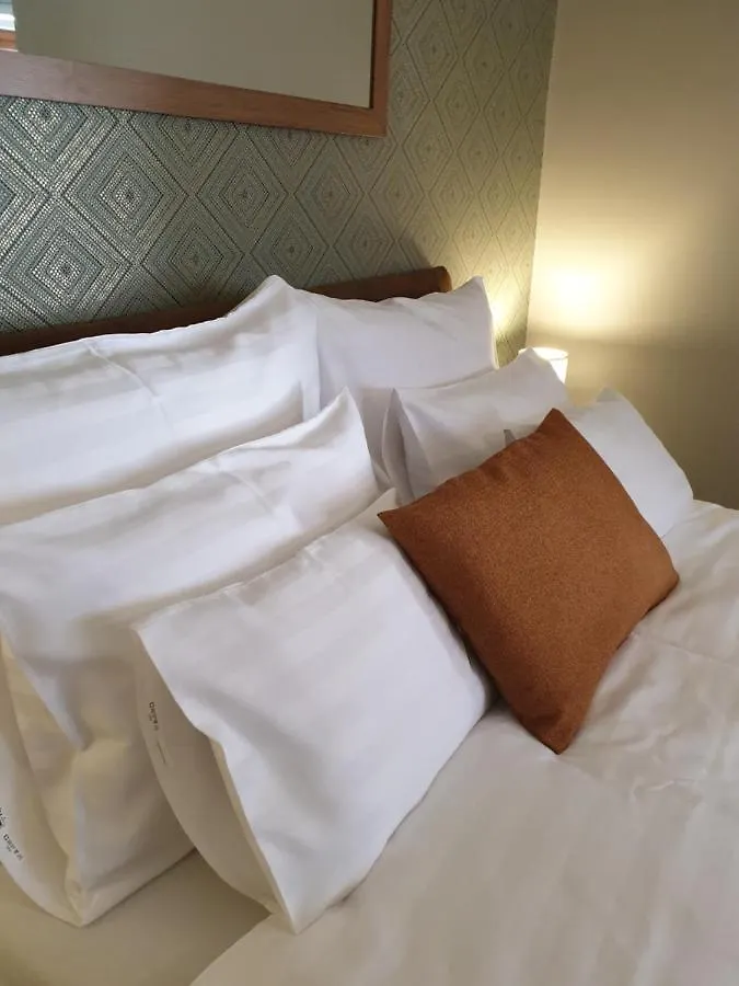 Bed & Breakfast Indium City Panzio Eger Hungary